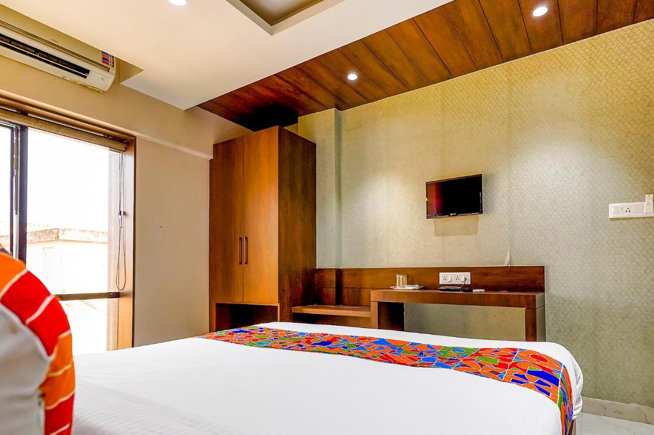 Fabhotel Eros 211 - Nr Sreebhumi Calcutta Extérieur photo