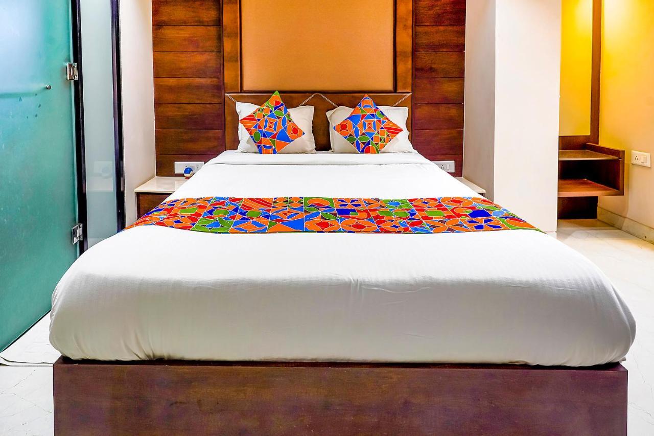 Fabhotel Eros 211 - Nr Sreebhumi Calcutta Extérieur photo